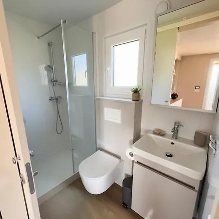 Mobile Panorama Premium In Park Apartment